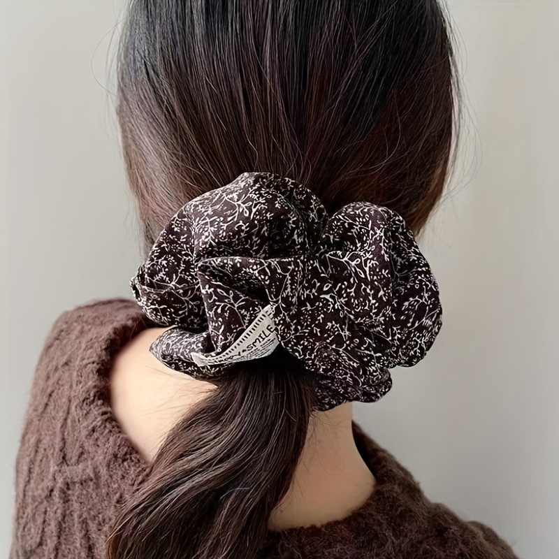 1Pc Elegant Floral Scrunchie,  - Formal Wear Hairstyles For Women 评论和价格