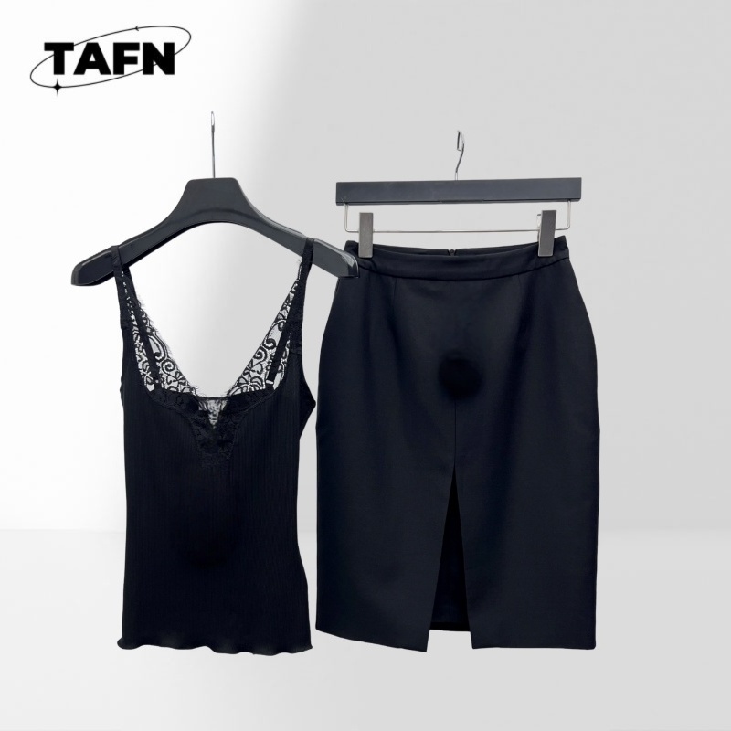Fashion-Forward Women's Skirt  - Women Formal Wear Tops 评论和价格
