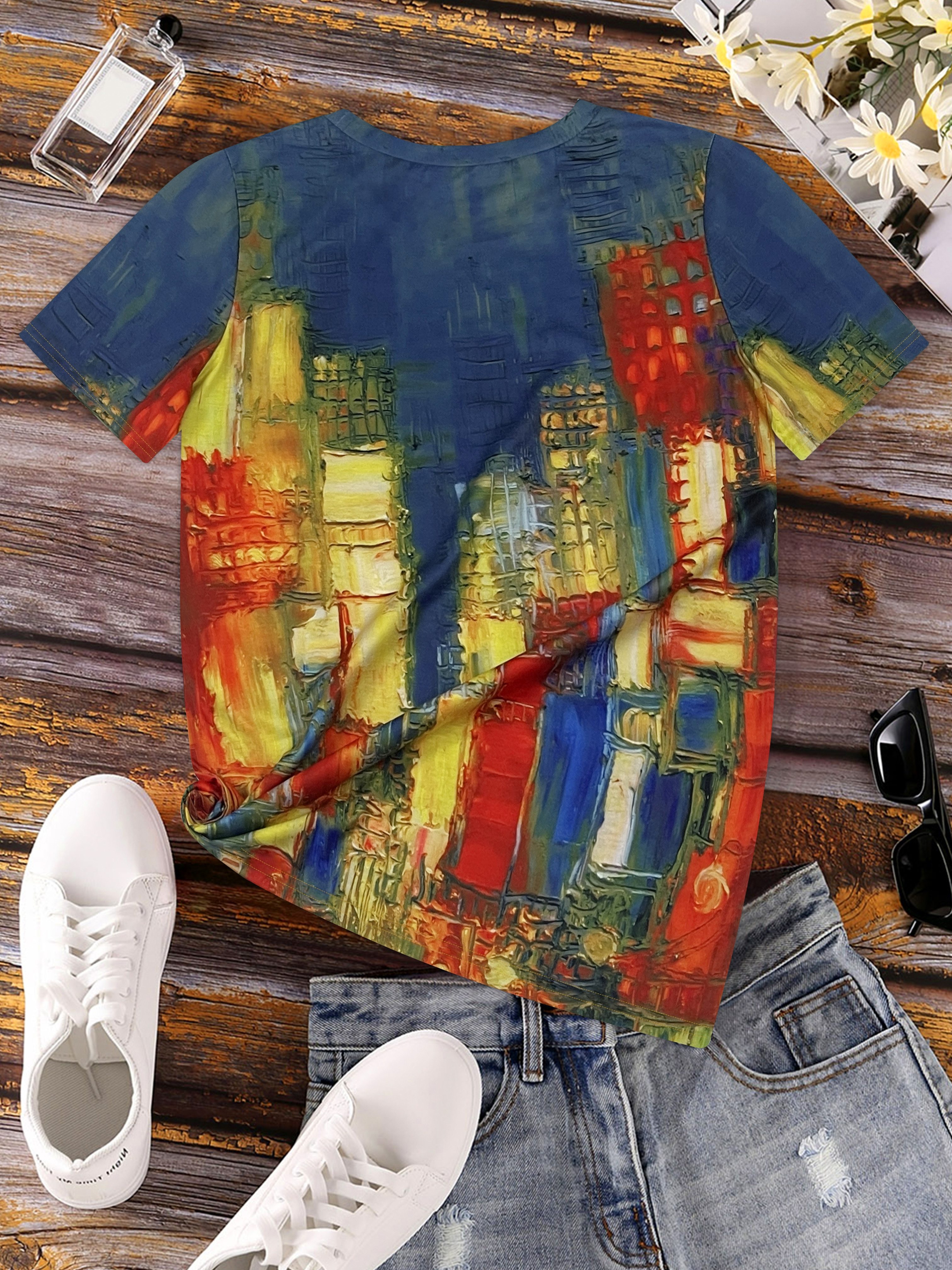 Vibrant Cityscape Women's Tee  - Women Formal Wear Tops 评论和价格